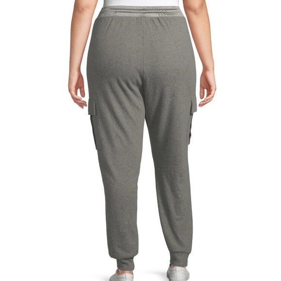 New Women's Mid Rise Jogger Pants Plus Size - Picture 2 of 11